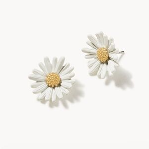 *NWT* Spartina 449 White and Gold Daisy Earrings